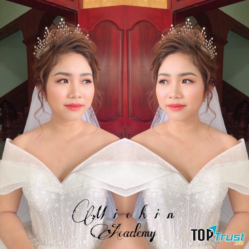 Michin Make Up Store & Academy