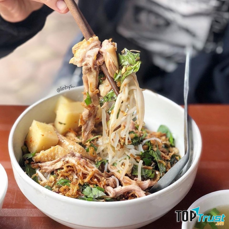 Miến Ngan trộn Bà Hằng Nghĩa Tân