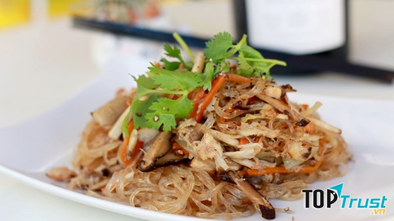Miến xào mít non