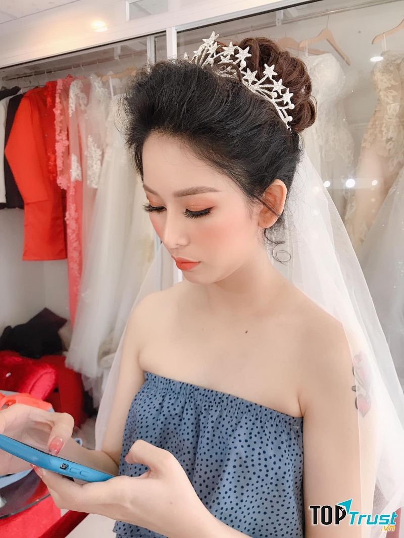 MiMi Trần Make Up