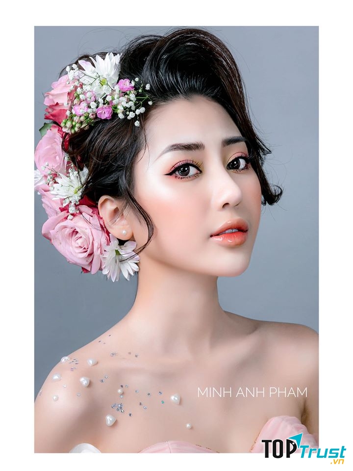 Minh Anh Phạm Makeup