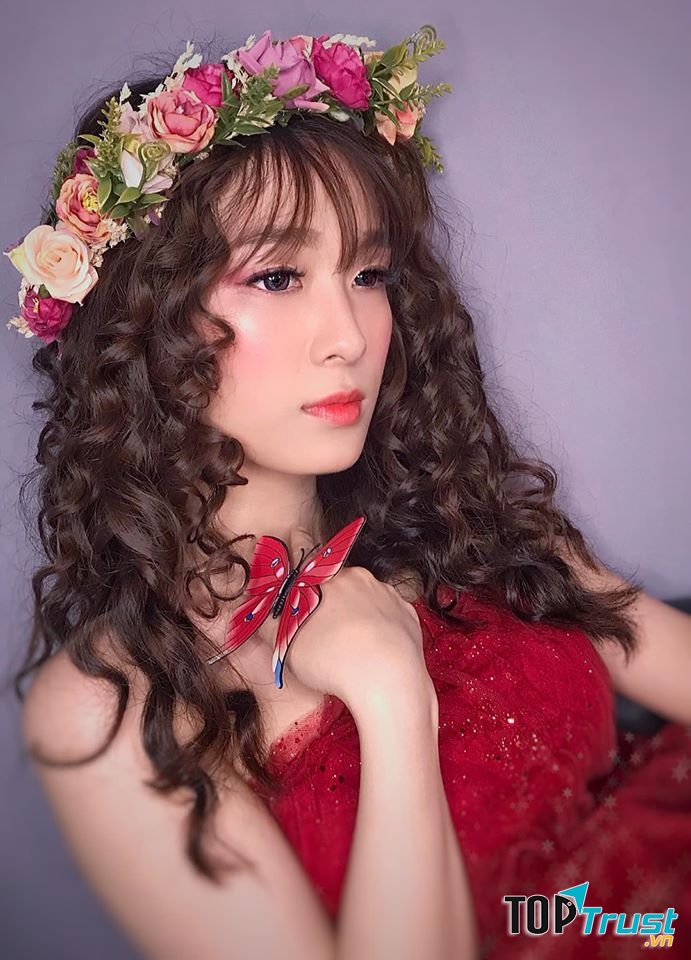 Minh Hien Nguyen makeup
