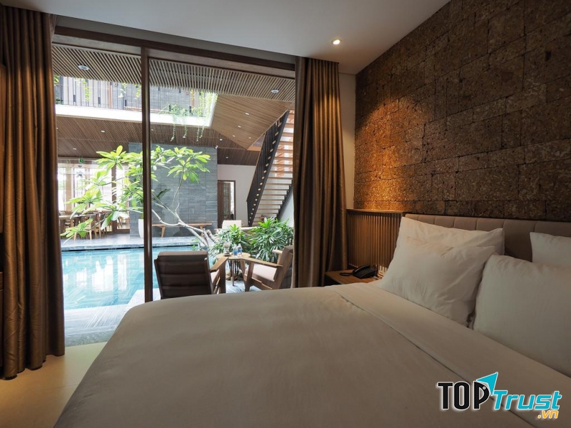 Nếu muốn một căn homestay có đầy đủ nhà và sân vườn tươi mát, thoáng đãng, thì Minh house chắc chắn là một sự lựa chọn lý tưởng.