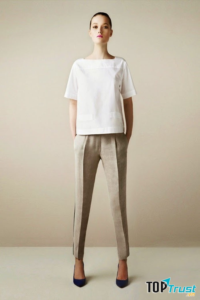 Một mẫu thiết kế theo xu hướng thời trang tối giản