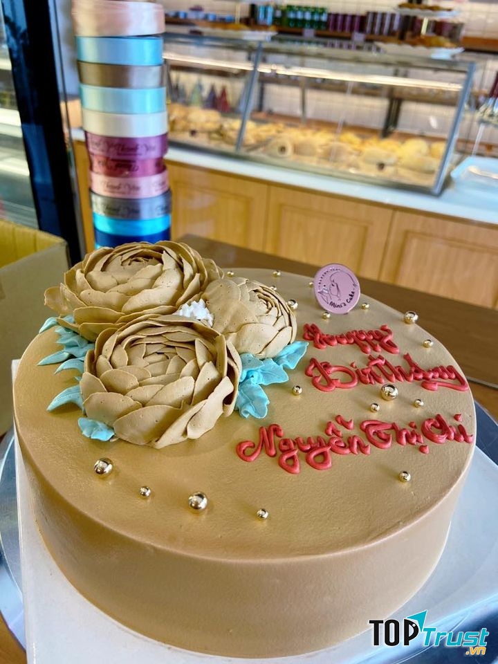 Mini's Cake