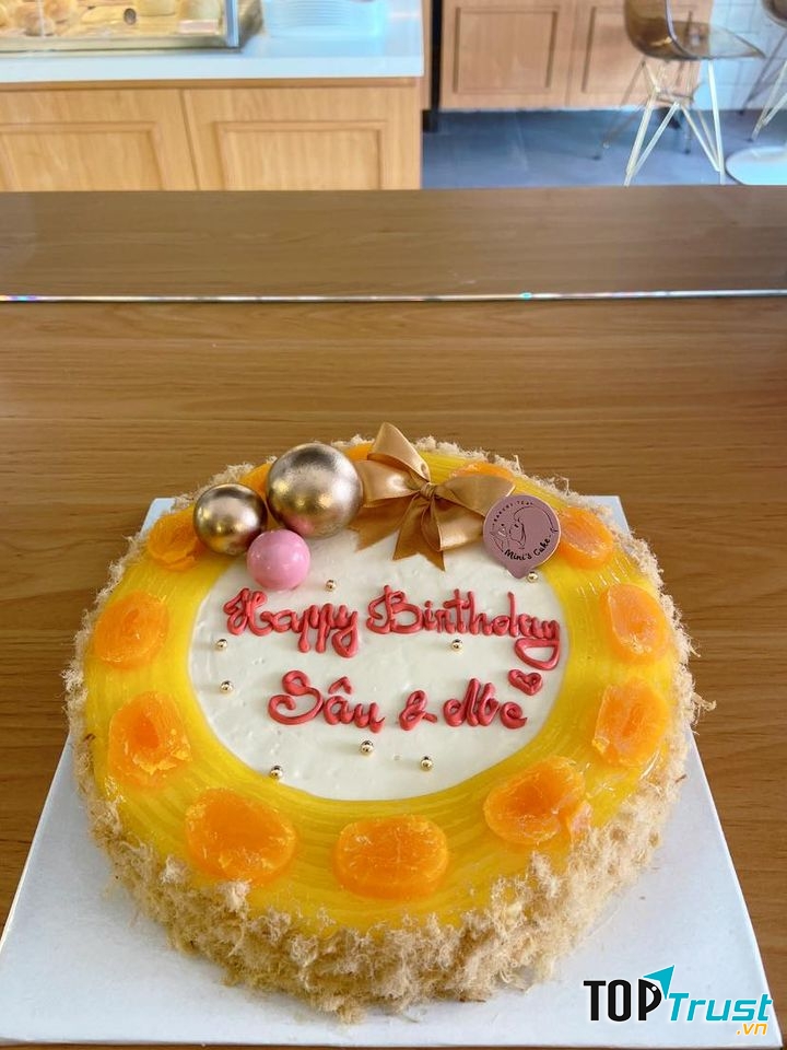 Mini's Cake