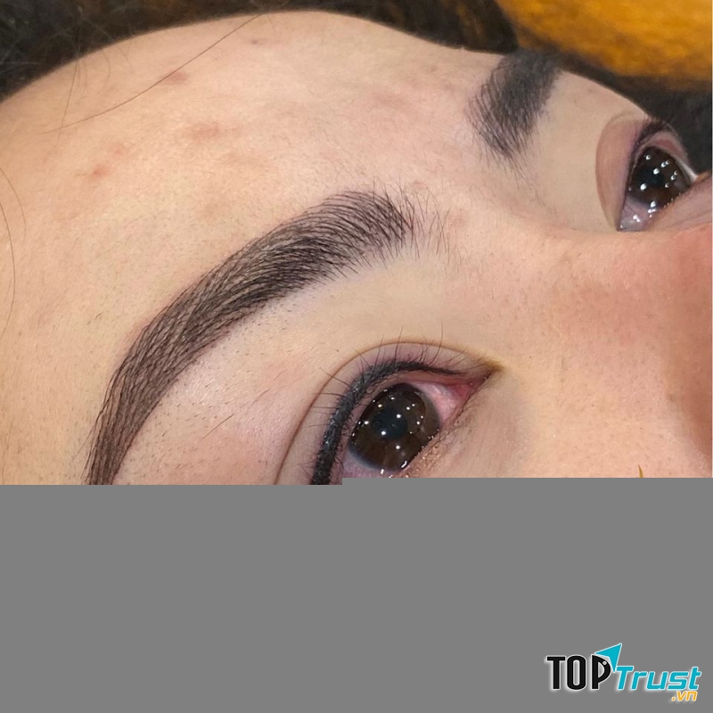 Phun xăm chân mày tại Mirage Skincare & Beauty Clinic