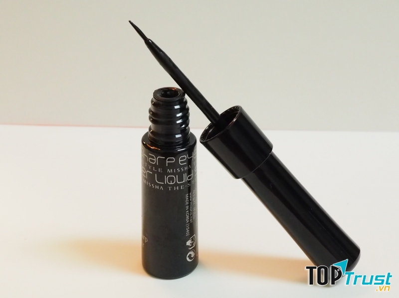 Missha The Style Liquid Sharp Eyeliner