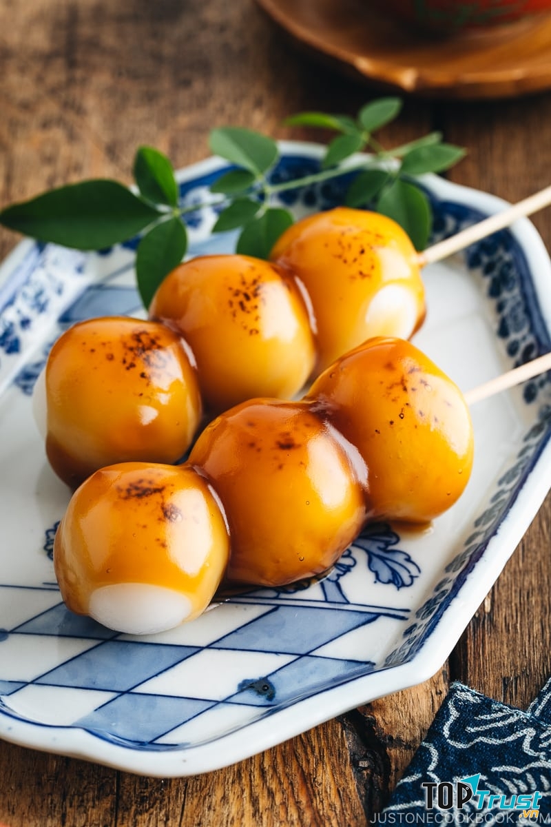 Mitarashi Dango