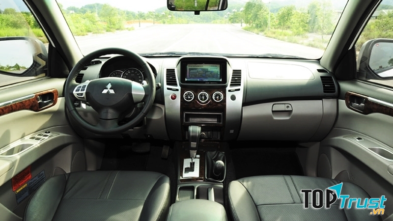 Mitsubishi Pajero Sport