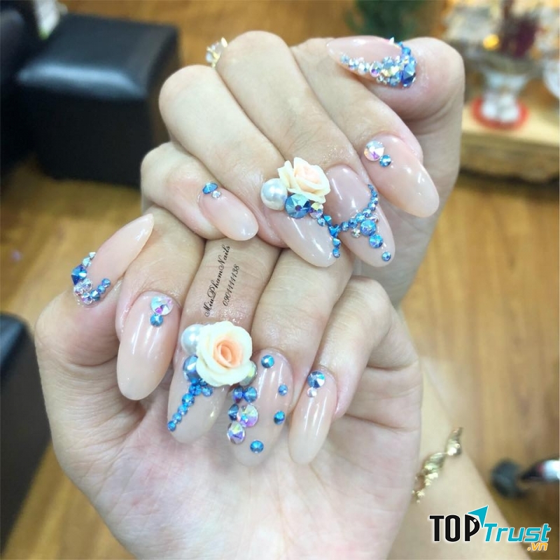 MiuPhamNails
