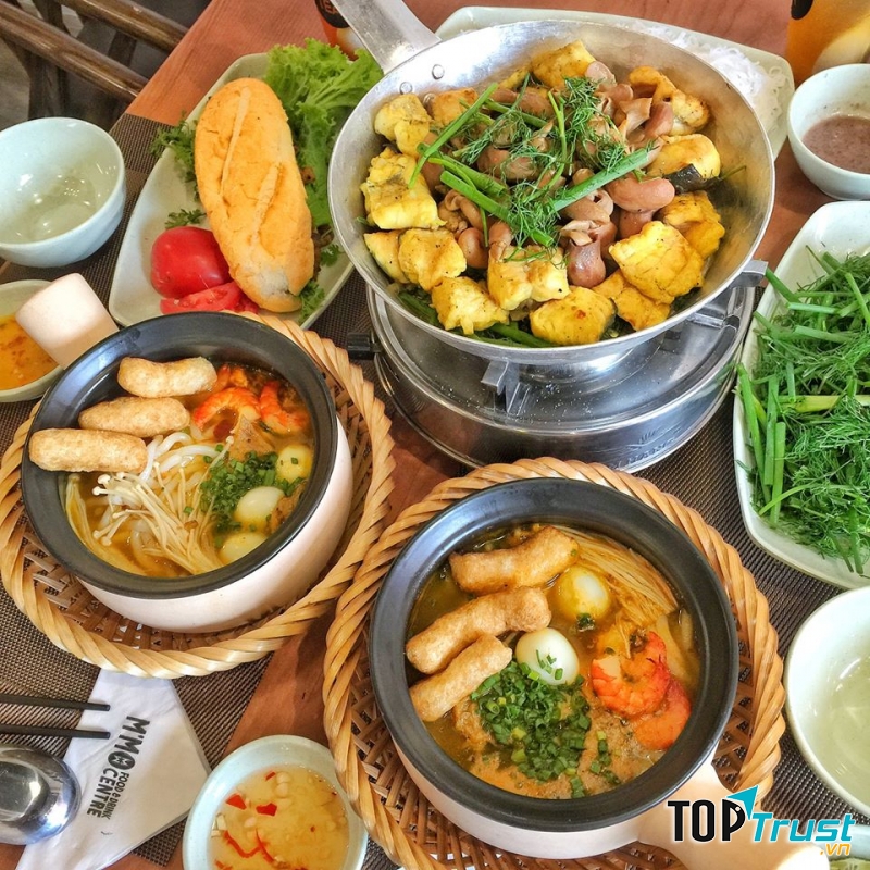 Bánh canh ghẹ là món ăn được nhiều thực khách ưa chuộng tại ﻿MM Food & Drink Center