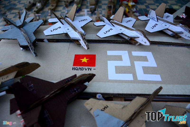 Mô hình sáng chế tàu sân bay mang tên Võ Nguyên Giáp