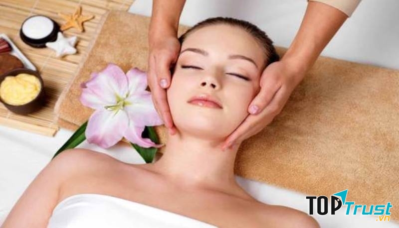 Chăm sóc da mặt tại Mom care