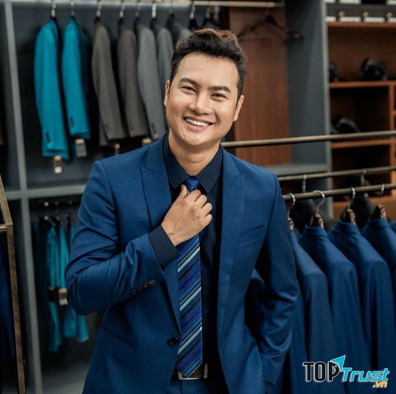 Mon Amie - Hoàng Vy