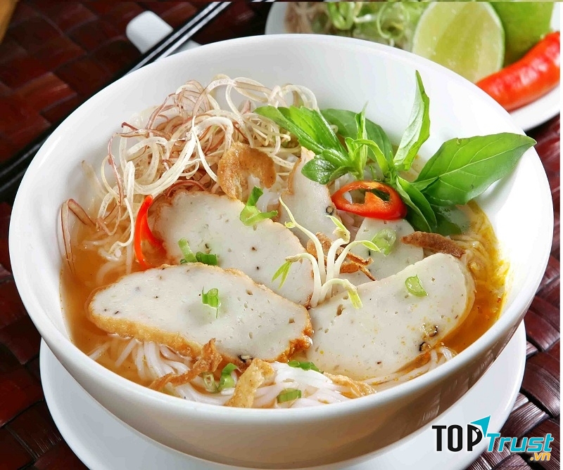 Bún chả cá