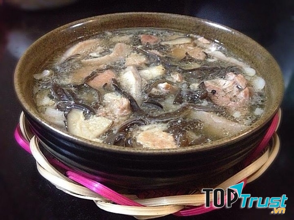 Canh mộc nhĩ - linh chi giúp bạn ngủ ngon giấc