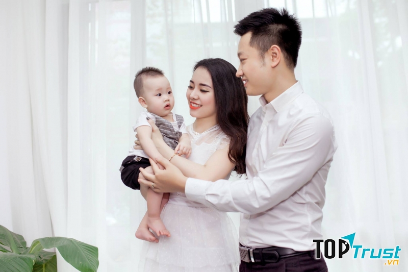 Mon Kids - Tiệm ảnh bé yêu