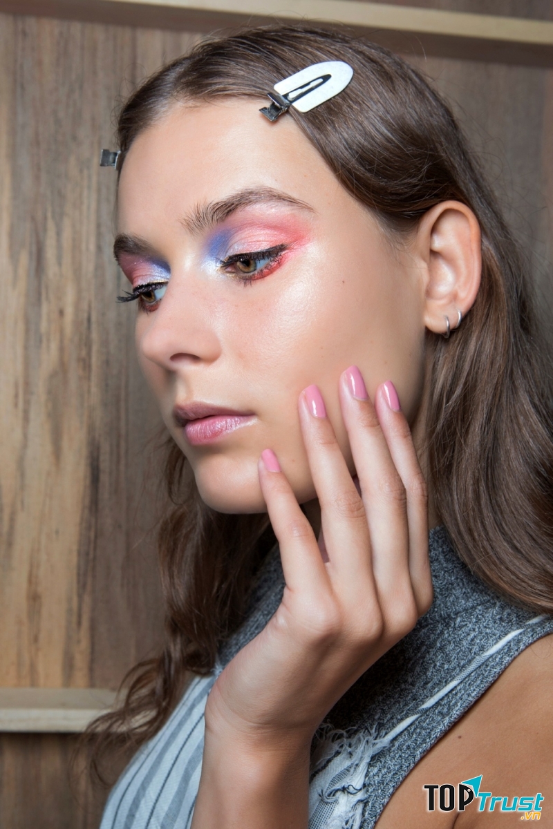 Màu hồng nữ tính, đáng yêu