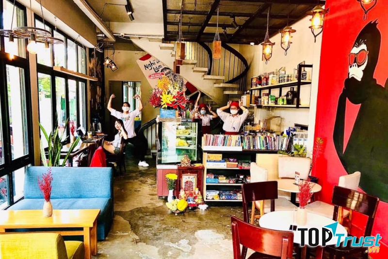 Không gian độc lạ của Monkey in Black