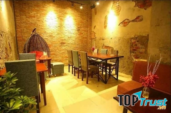 Không gian tại Monkey in Black