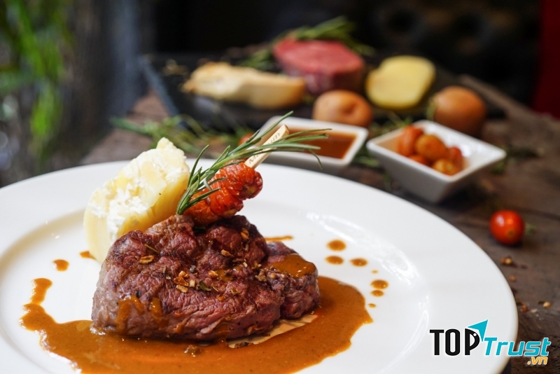 Moo Beef Steak