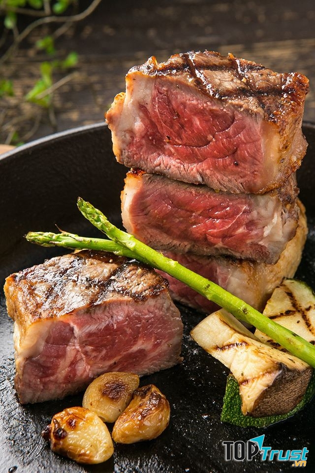 Moo Beef Steak - Lý Tự Trọng