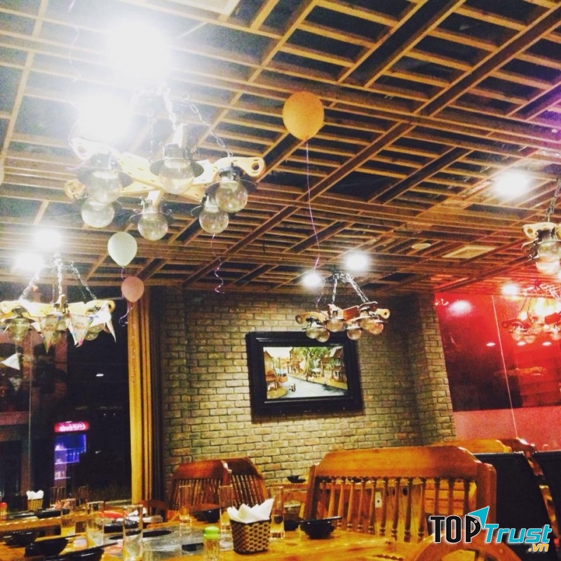 Không gian bên trong quán