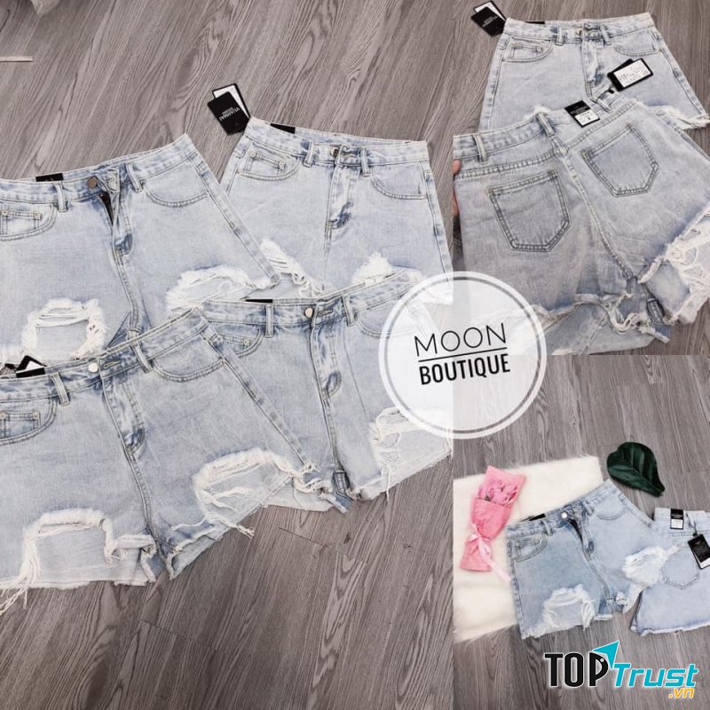 Moon Boutique