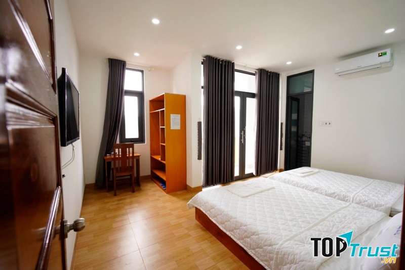 Moon Homestay & Souvenir