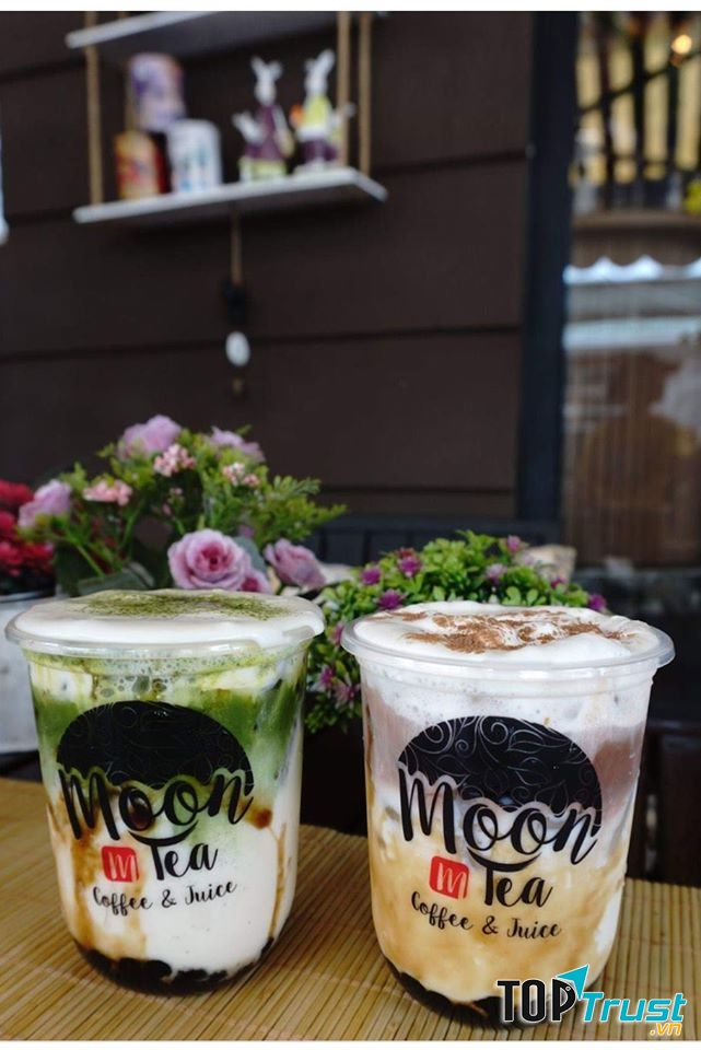 MOON TEA