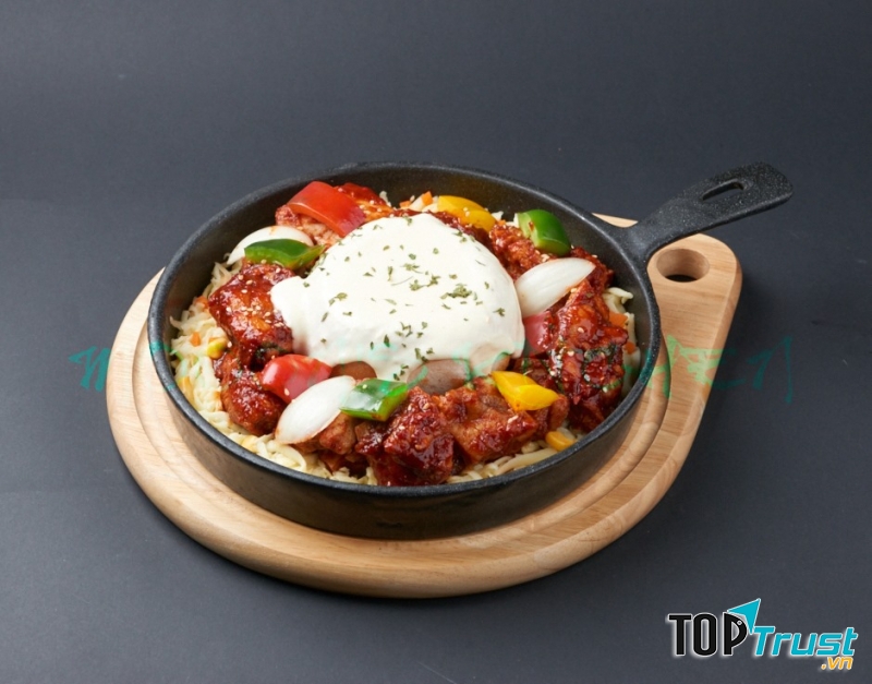 Moon's Kitchen Phú Nhuận