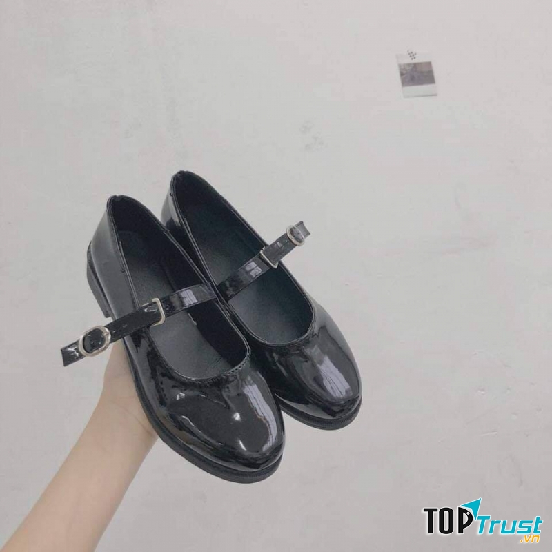 Giày búp bê xinh xắn tại More Than Basis