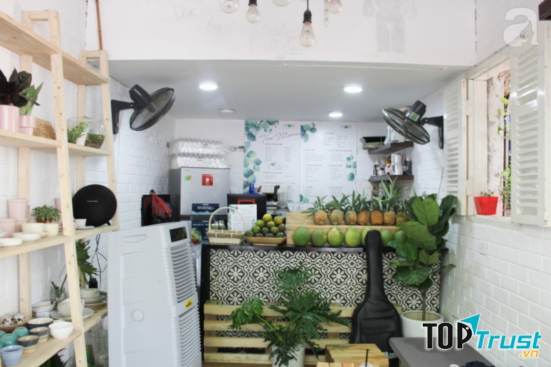 người ta yêu mến Mori Juice bởi những ly nước mát lạnh với hương trái cây dịu dàng