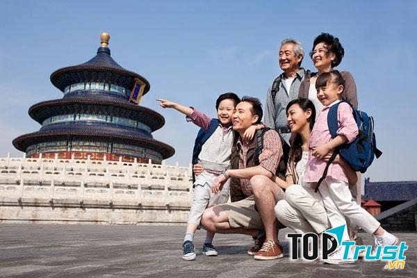 Một chuyến du lịch cho cả gia đình là món quà rất đặc biệt