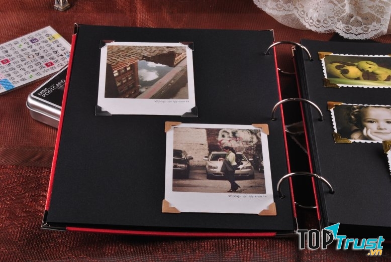 Album ảnh gia đình là món quà tinh thần tốt cho người già