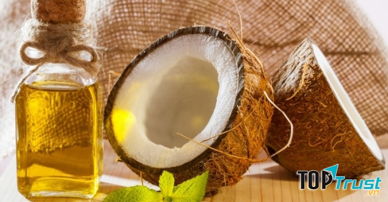 Dùng dầu dừa để làm đẹp luôn được nhiều người tin dùng