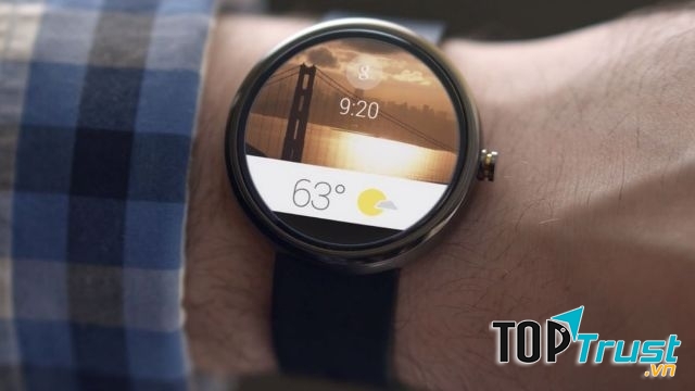 Moto 360