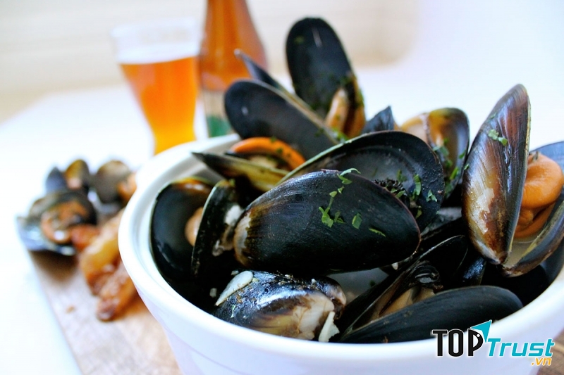 Moules Marinières