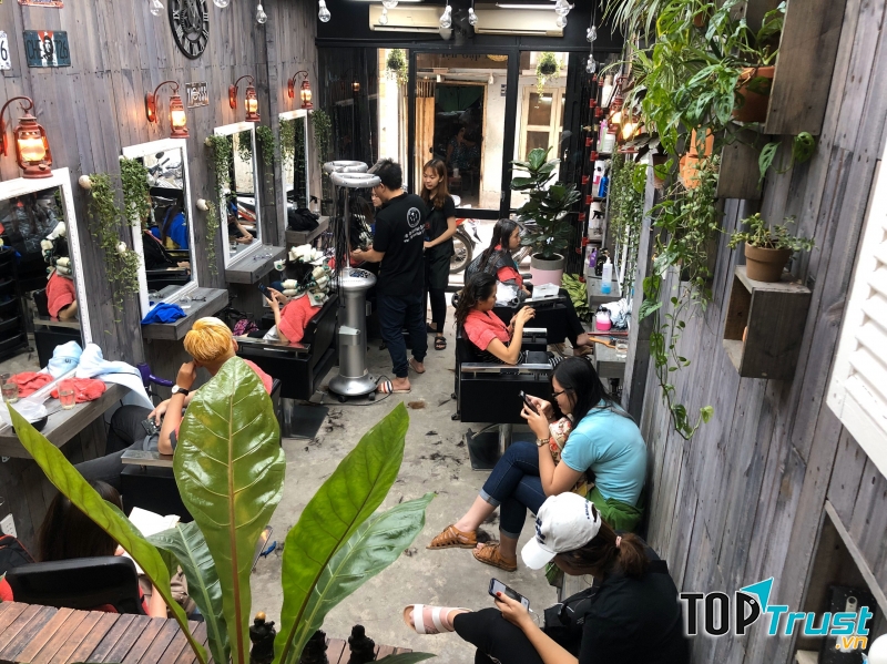 Mr Art Hair Salon