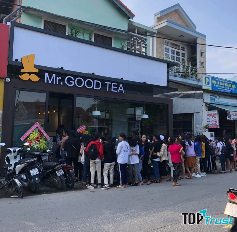 Mr. Good Tea đông nghịt khách