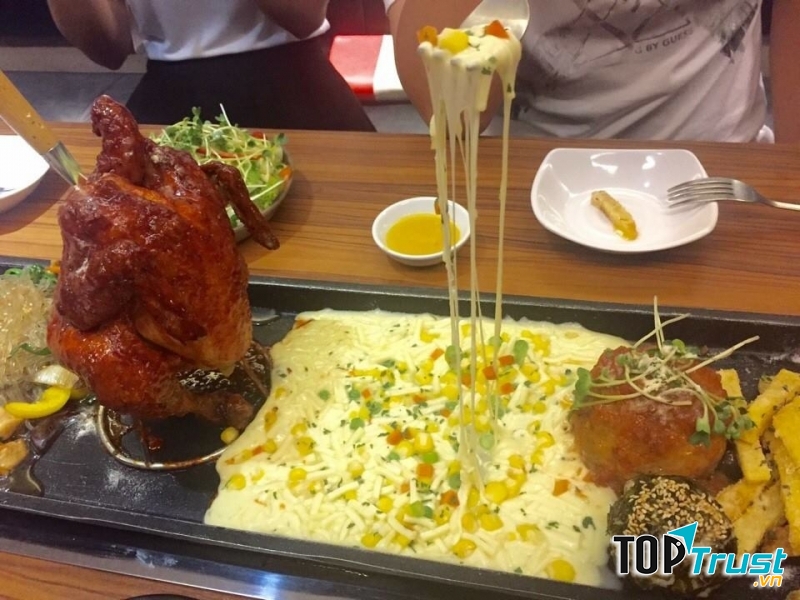 Không gian được vệ sinh rất sạch sẽ