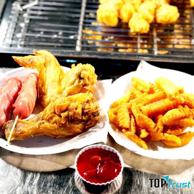 Chuyên về gà ráng và khoai lang lắc nên độ ngon khỏi phải bàn cãi