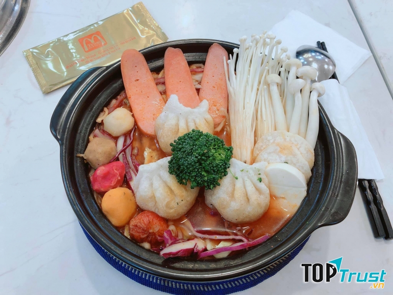 Mì cay chất lượng của Mr Trum BBQ & Hot Pot