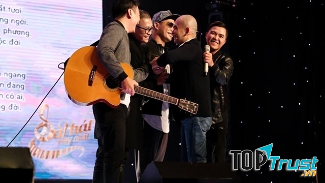 MTV - Nguyễn Dân và giám khảo Đức Trí