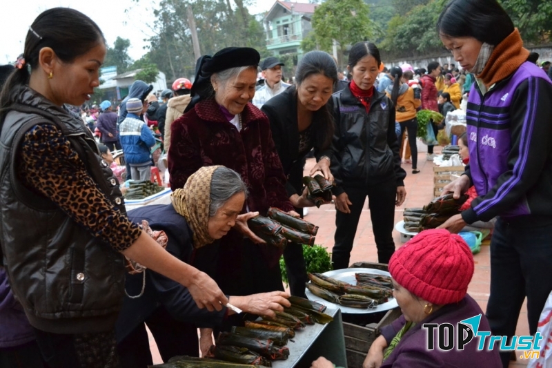 Mua hàng trước trả tiền sau