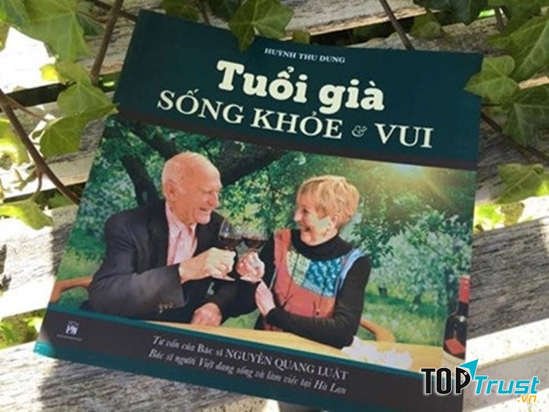 Đặt báo năm cho người cao tuổi giúp họ hoạt động trí não rất tốt