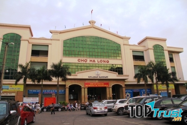 Chợ Hạ Long