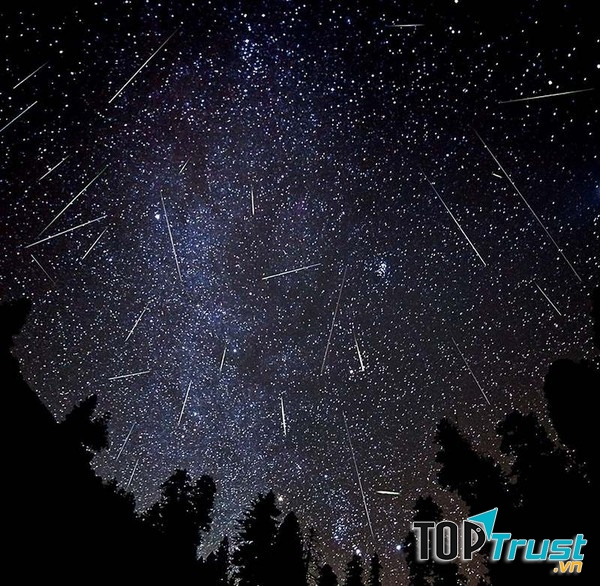 Mưa sao băng Eta Aquarids