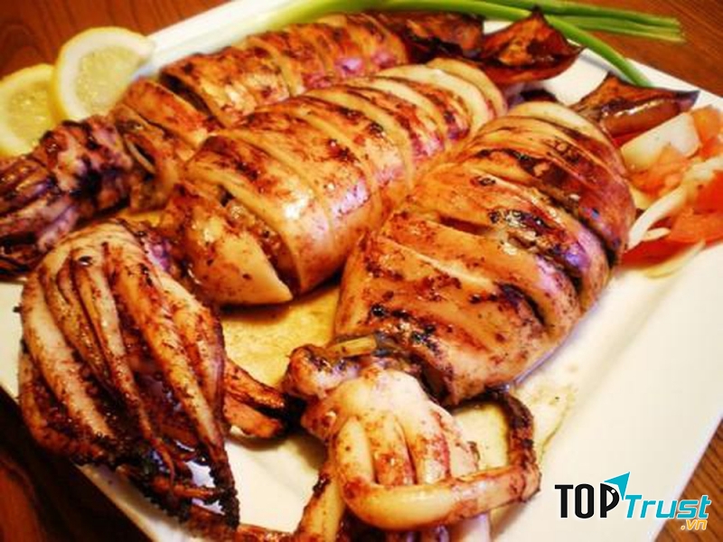 Mực nướng (Ang dtray meuk)